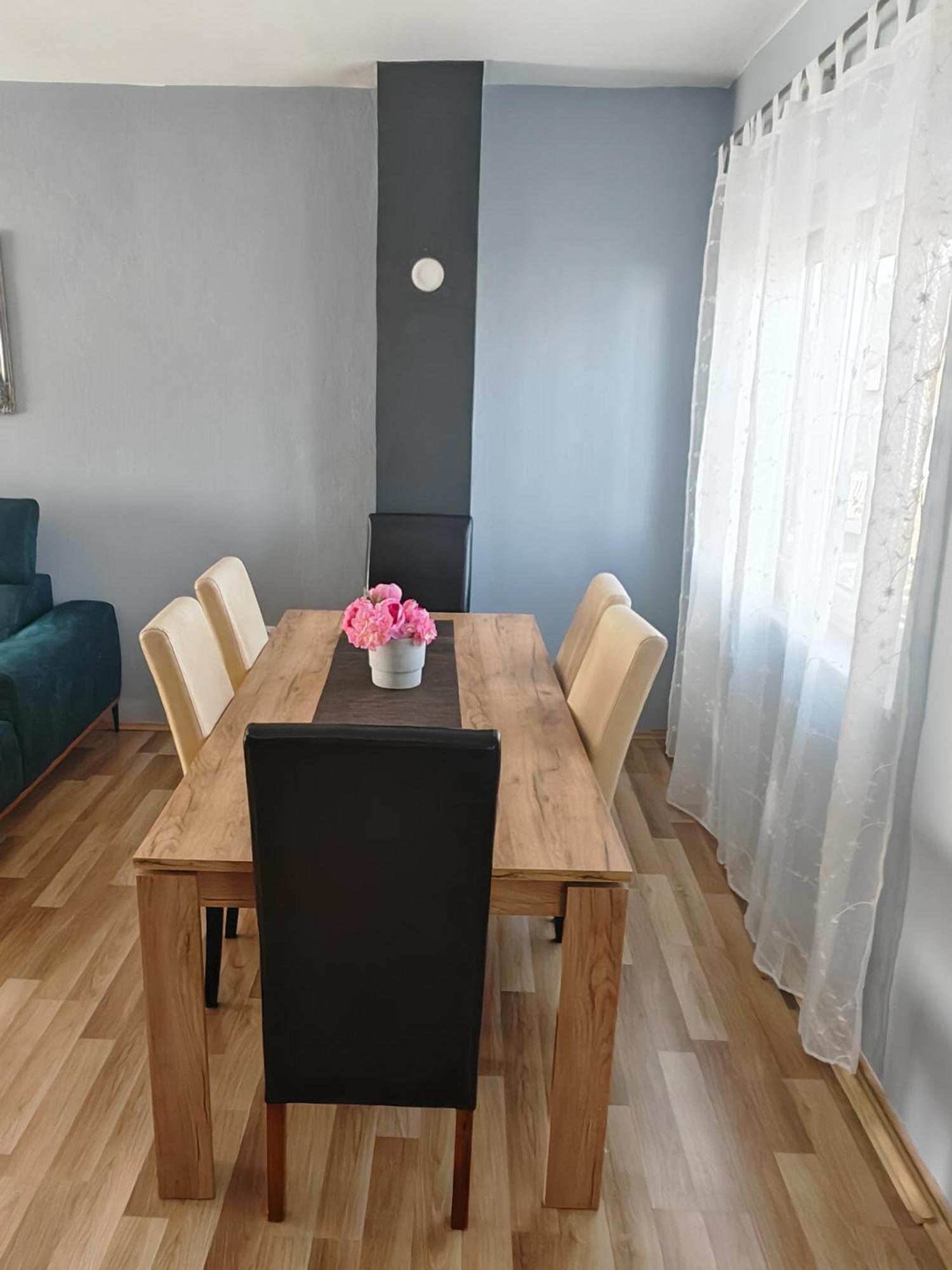 Holiday House "Villa Flora" Šibenik Extérieur photo