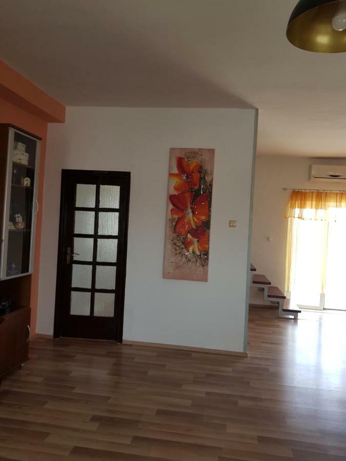 Holiday House "Villa Flora" Šibenik Extérieur photo