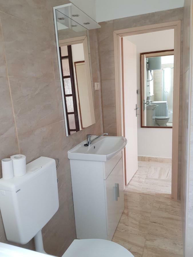Holiday House "Villa Flora" Šibenik Extérieur photo
