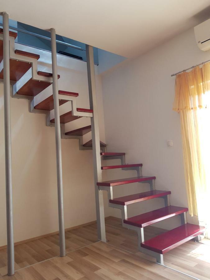 Holiday House "Villa Flora" Šibenik Extérieur photo