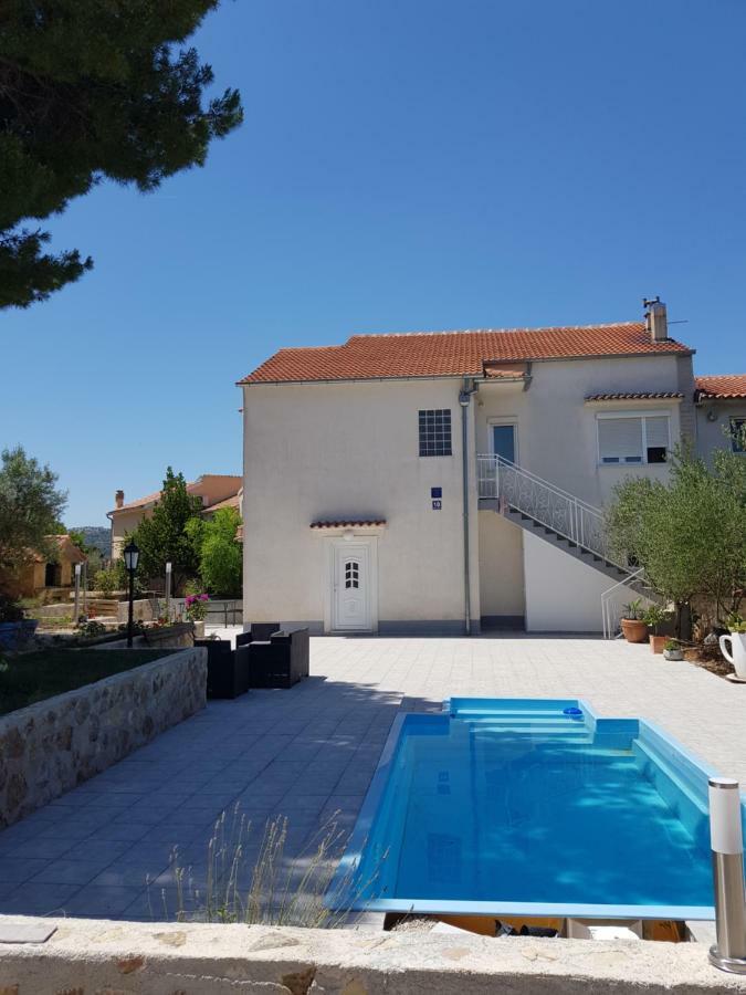 Holiday House "Villa Flora" Šibenik Extérieur photo