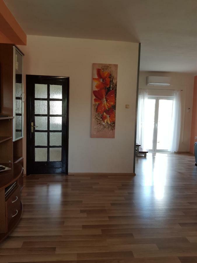 Holiday House "Villa Flora" Šibenik Extérieur photo